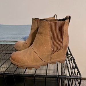 Sorel Joan of Arctic Wedge II in Camel